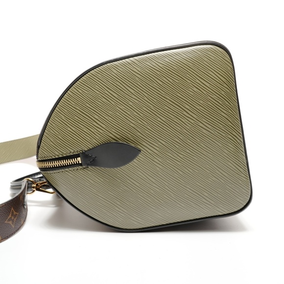 Louis Vuitton Yamamoto Kansai Monogram Epi Speedy 30 Boston Bag, Black, Kabuk... - Picture 3 of 14